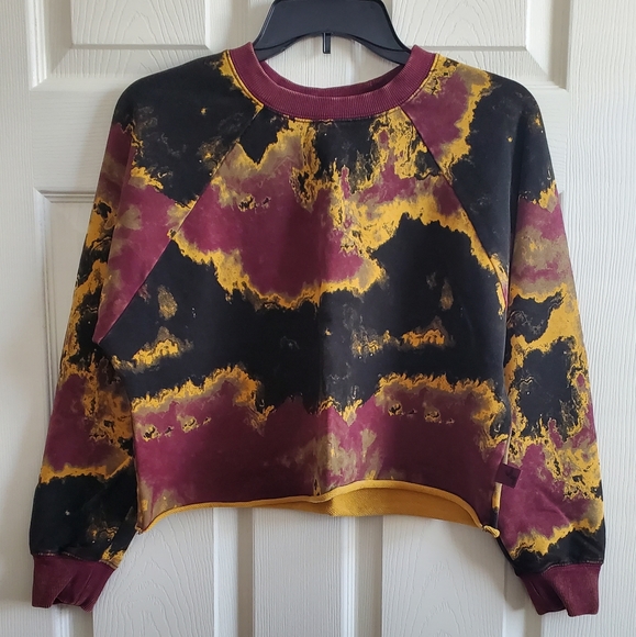 JoyLab Tops Joy Lab Tie Dye Cropped Top Sweatshirt Poshmark